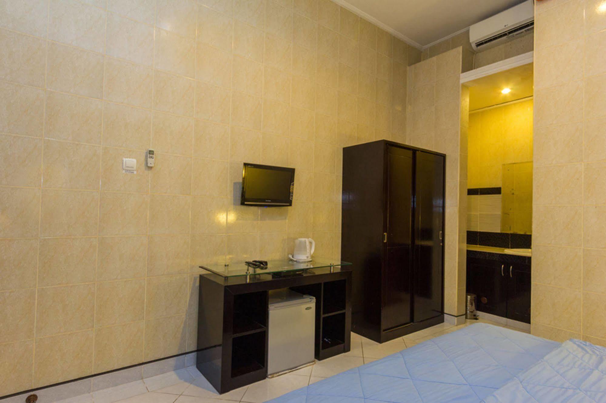 Denays House Hotel Jimbaran Kültér fotó