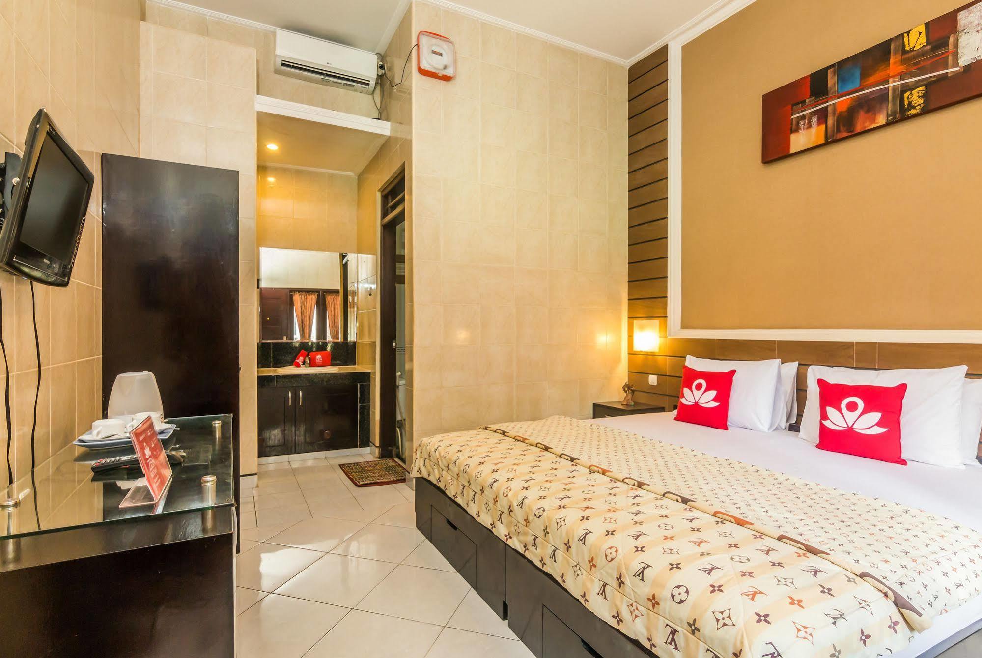 Denays House Hotel Jimbaran Kültér fotó